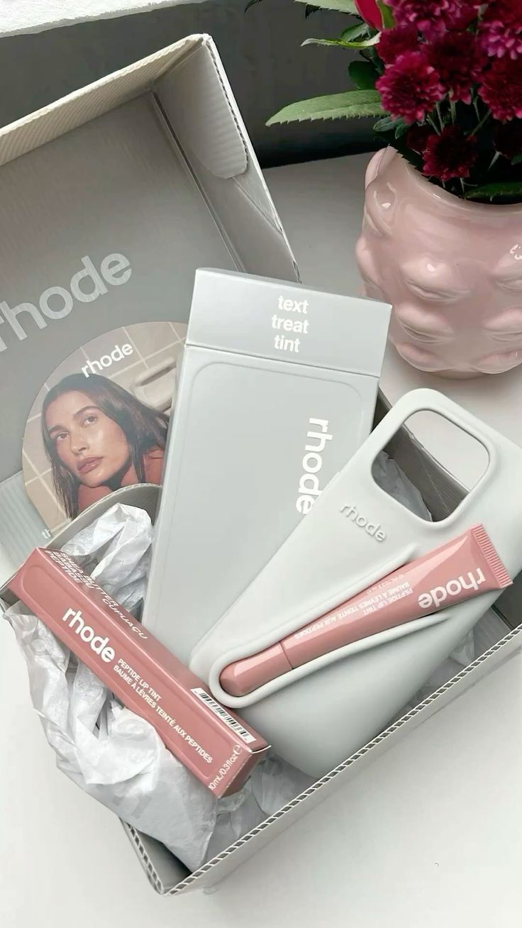 Zyntra™ Rhode Style Silicone Lip Tint Holder Phone Case for iPhone